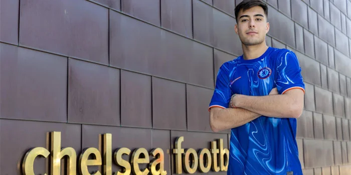 Anselmino Dipinang oleh Chelsea